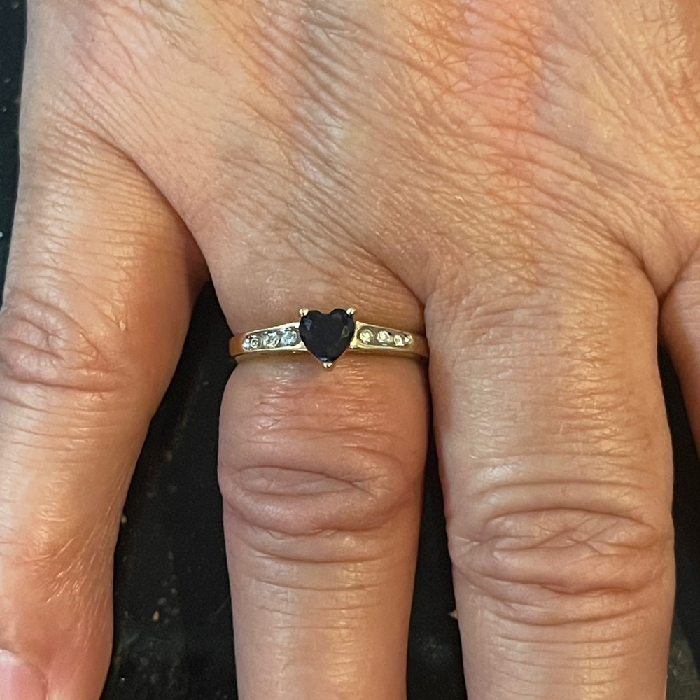 10K Solid Yellow Gold Heart Cut Sapphire Ring
